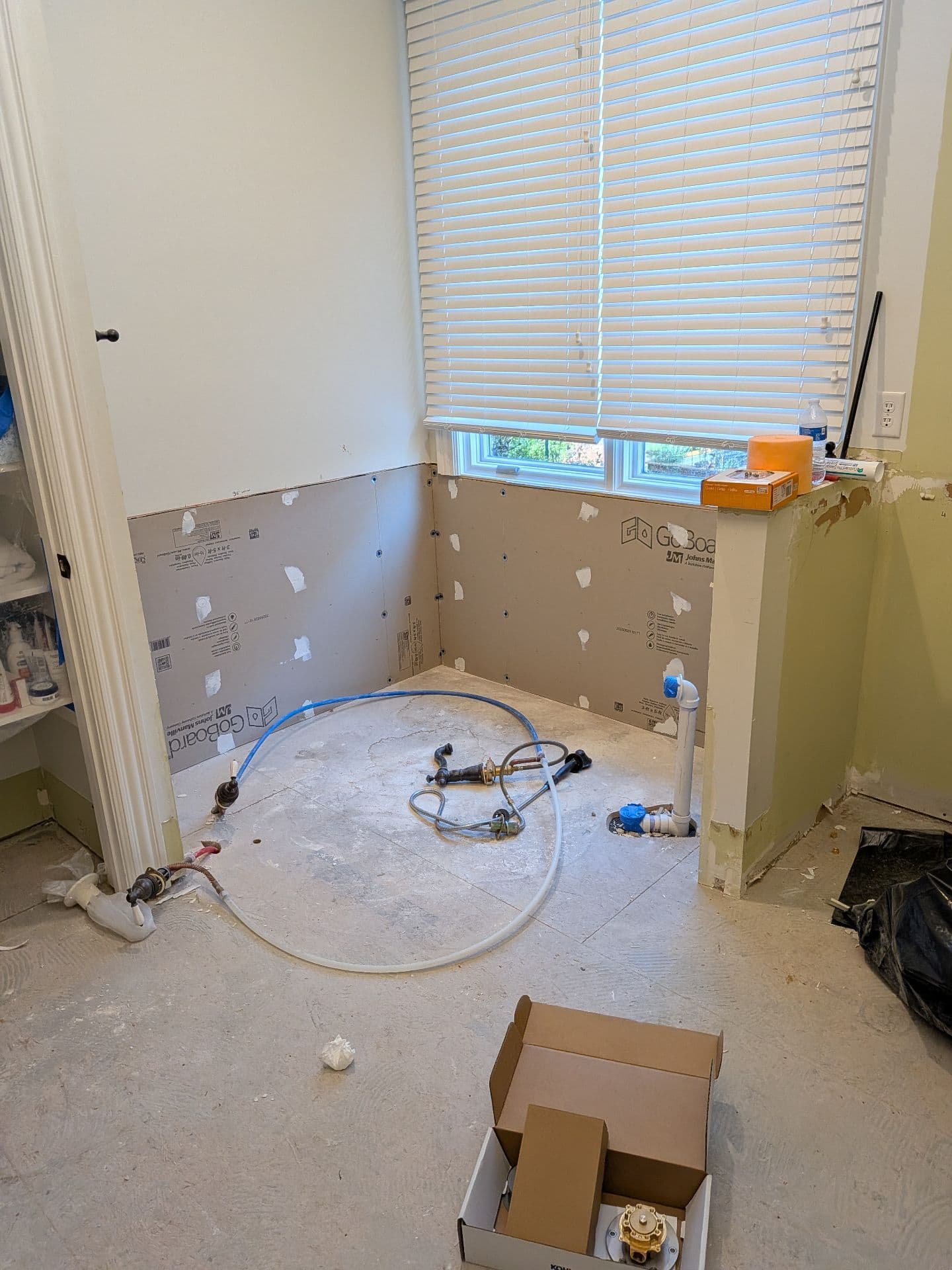 Project Stunning Bathroom Replumbing in Signal Mountain image