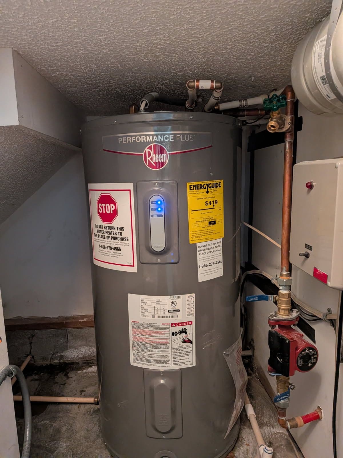 Project Leak Repair and Water Heater Service in Ringgold image