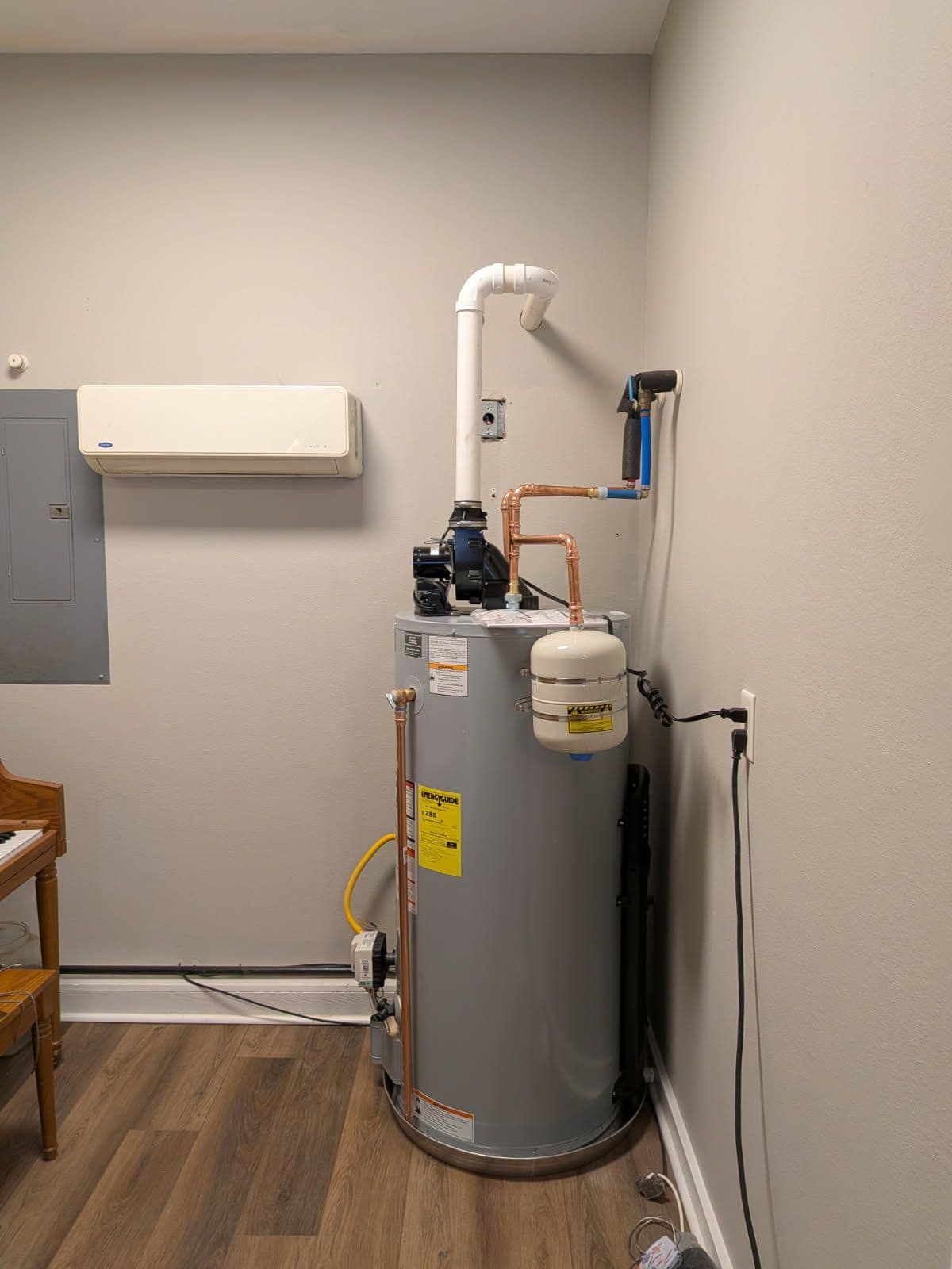 50-Gallon Natural Gas Water Heater Installation in Dayton image