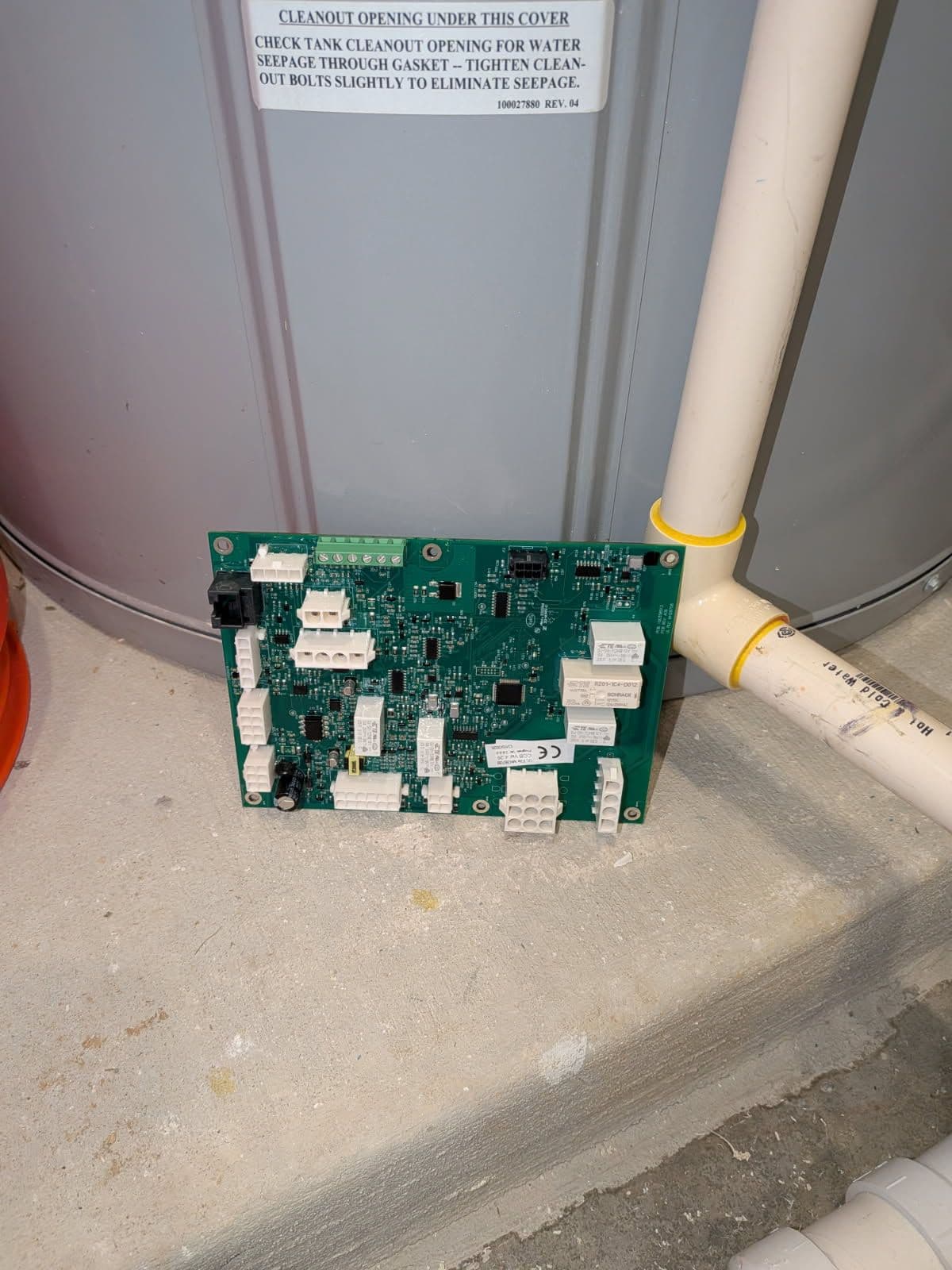 Gallery photos for Efficient Circuit Board Replacement for Hotel Water Heater in Cleveland: Image #2