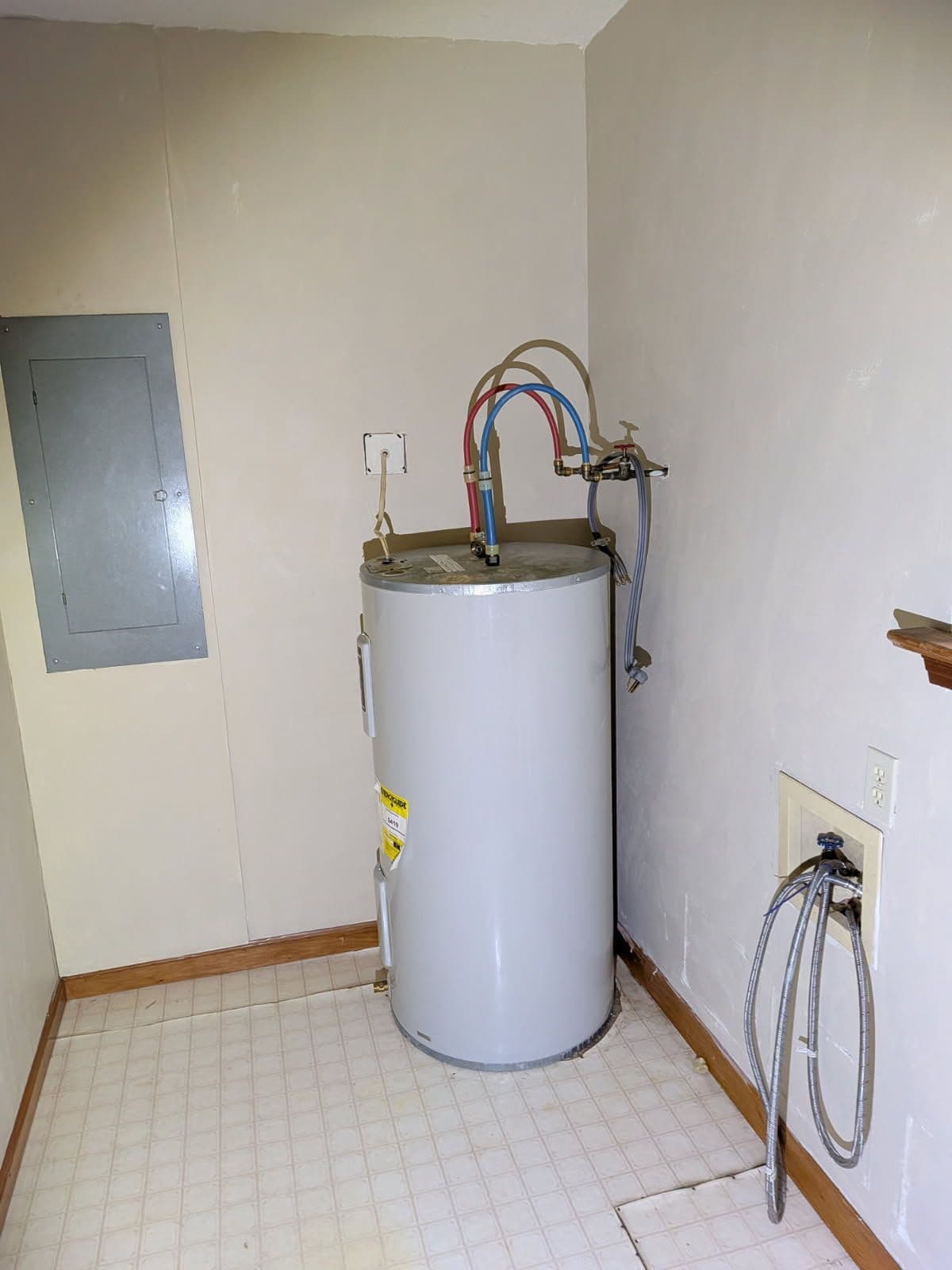 Gallery photos for Expert Water Heater Installation in Harrison TN: Image #1